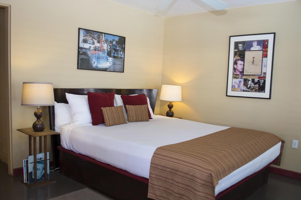 Rendezvous Hotel Palm Springs