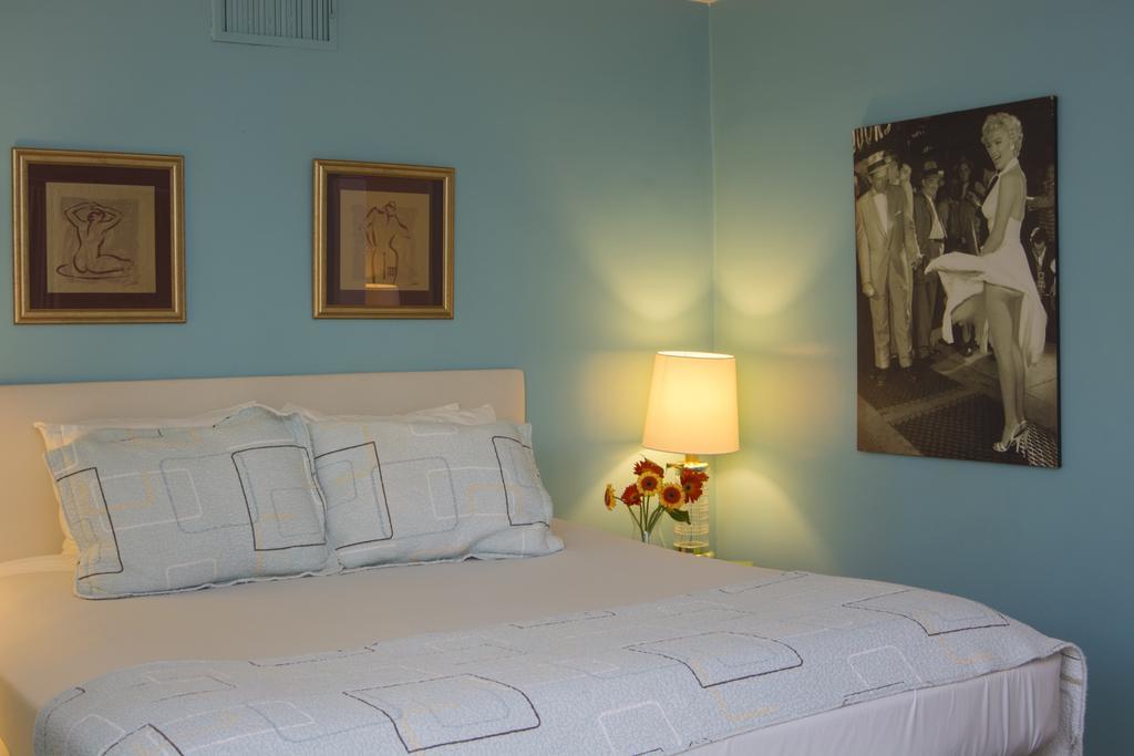 Rendezvous Hotel 3*