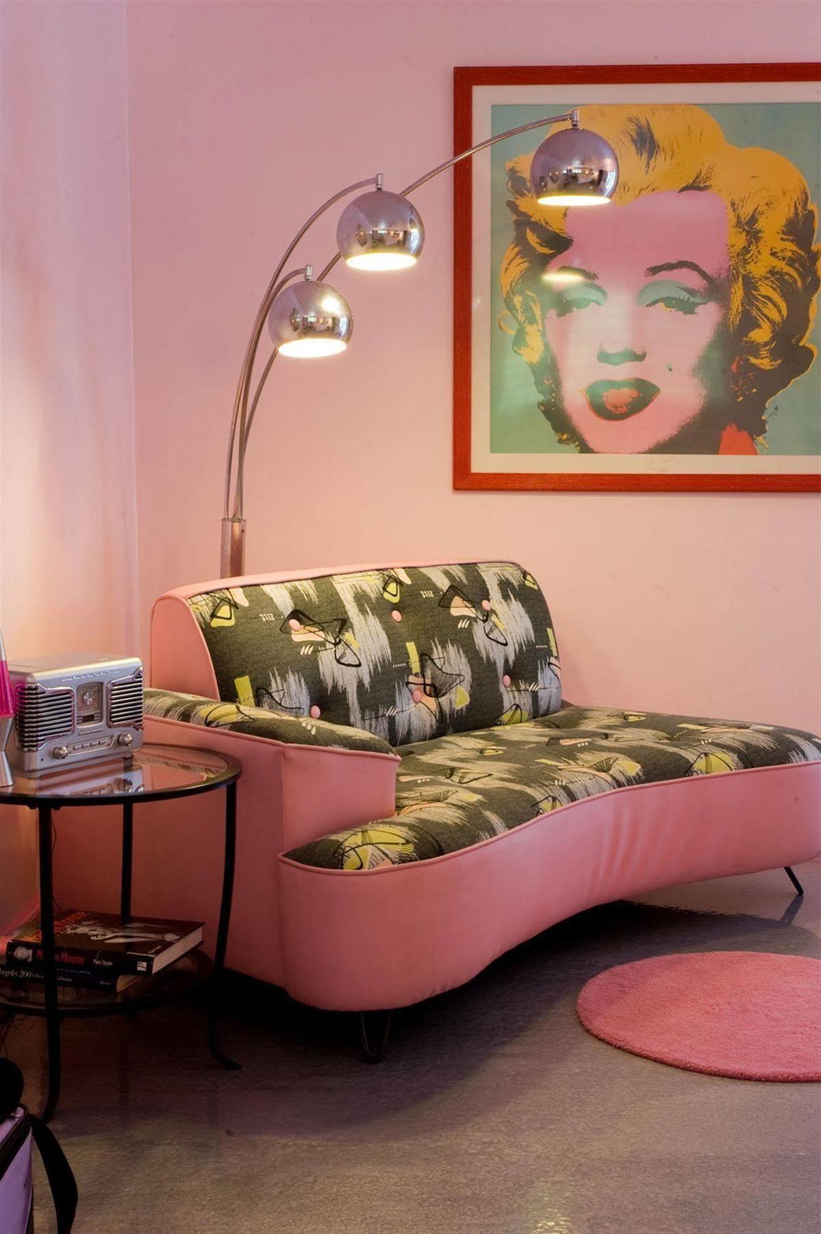 Rendezvous Hotel 3*